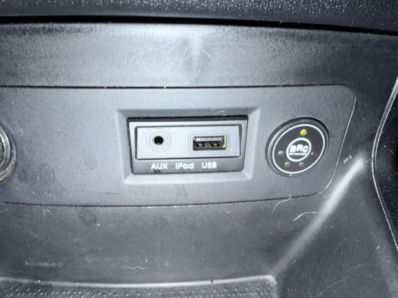 Hyundai I20 Перфектен автомобил Газ-Бензин , снимка 16 - Автомобили и джипове - 52831270