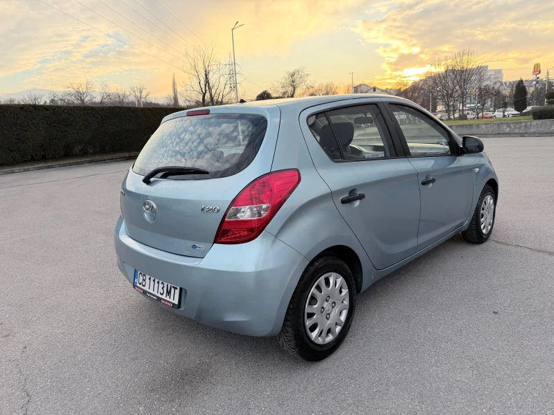 Hyundai I20 Перфектен автомобил Газ-Бензин , снимка 5 - Автомобили и джипове - 52831270