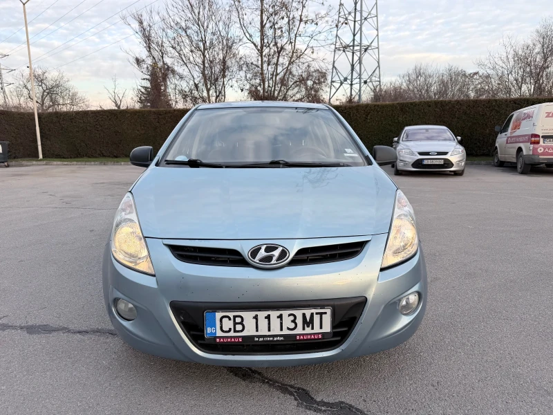 Hyundai I20 Перфектен автомобил Газ-Бензин 