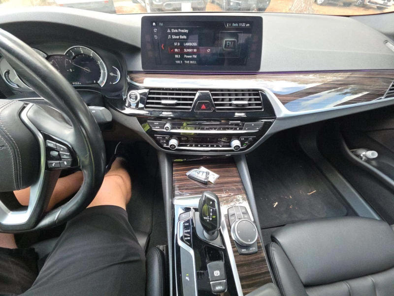 BMW 530 i 2.0 SPORT LINE, снимка 7 - Автомобили и джипове - 53090274