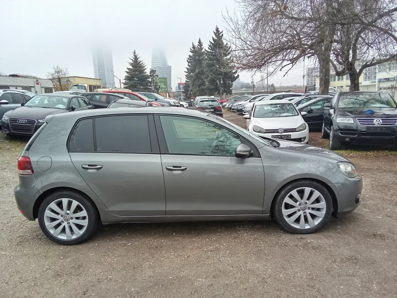 VW Golf 2.0 TDI-140k.c.-HiGH LINE-NAVI  6 СКОРОСТИ , снимка 5 - Автомобили и джипове - 53212206