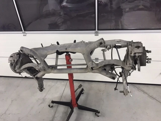 Mitsubishi Lancer 1, 8I + LPG - изображение 8