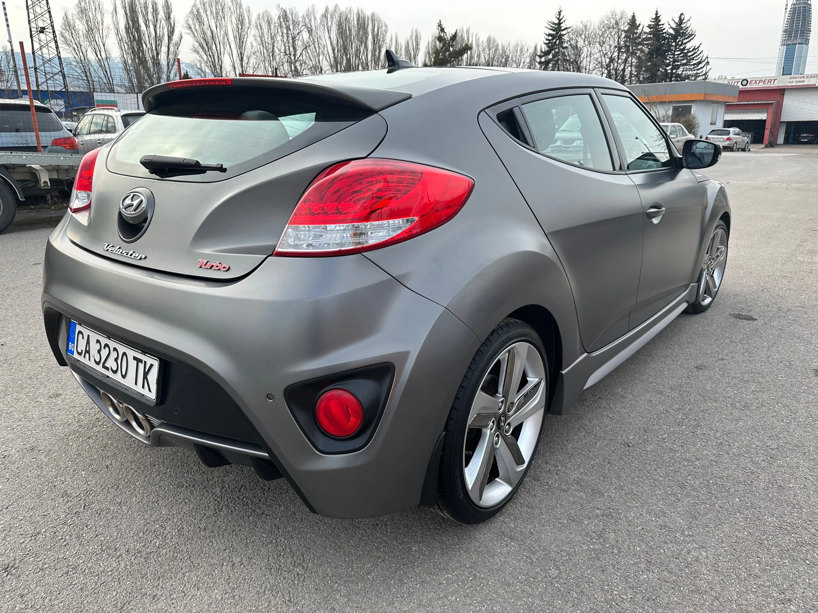 Hyundai Veloster  1.6 Turbo *SPORT*PANORAMA*33 000 km. - изображение 3