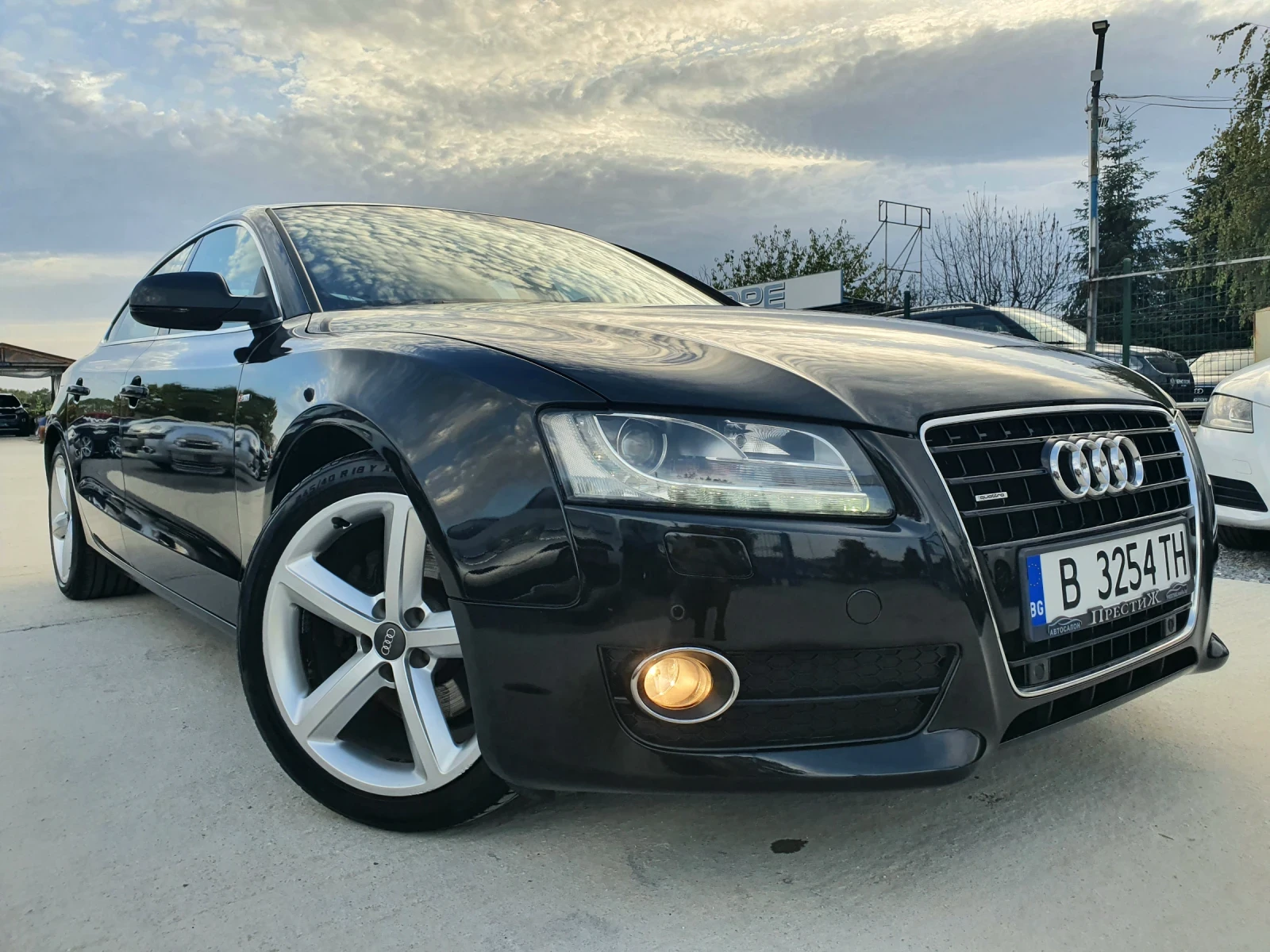 Audi A5 2.0 TDI - 4x4 - S LINE - изображение 3