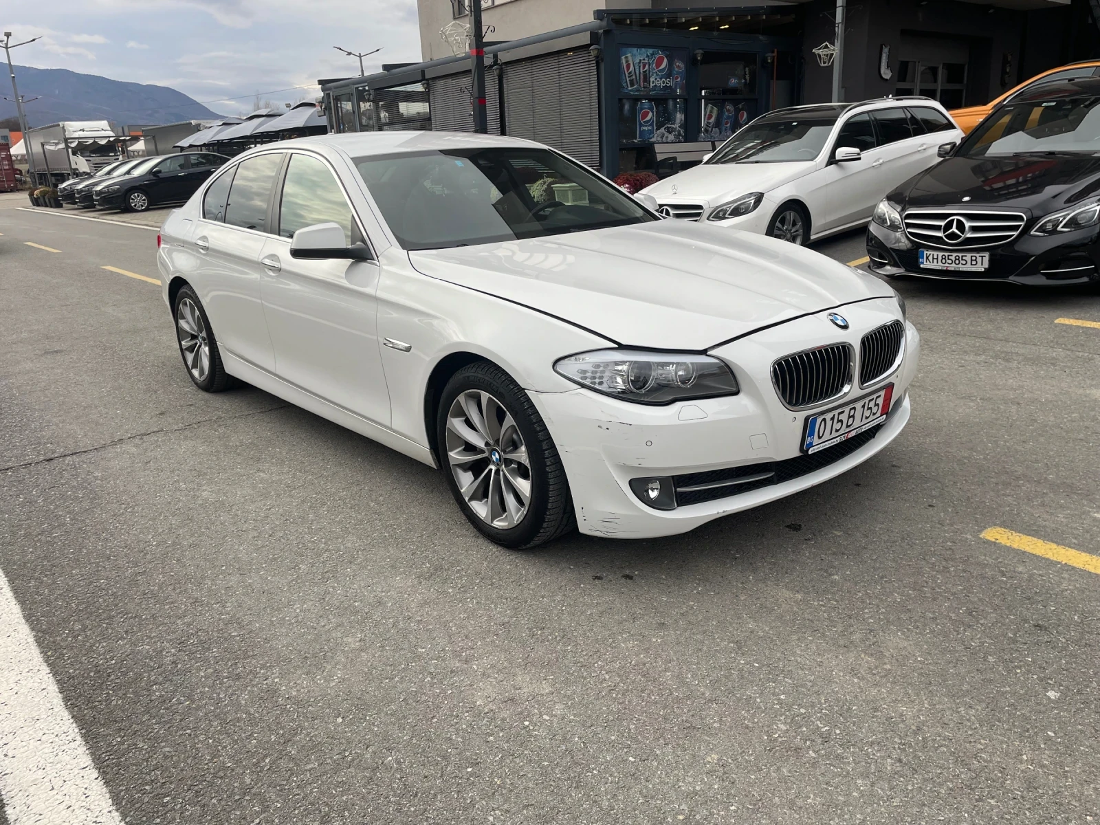 BMW 520  - изображение 2