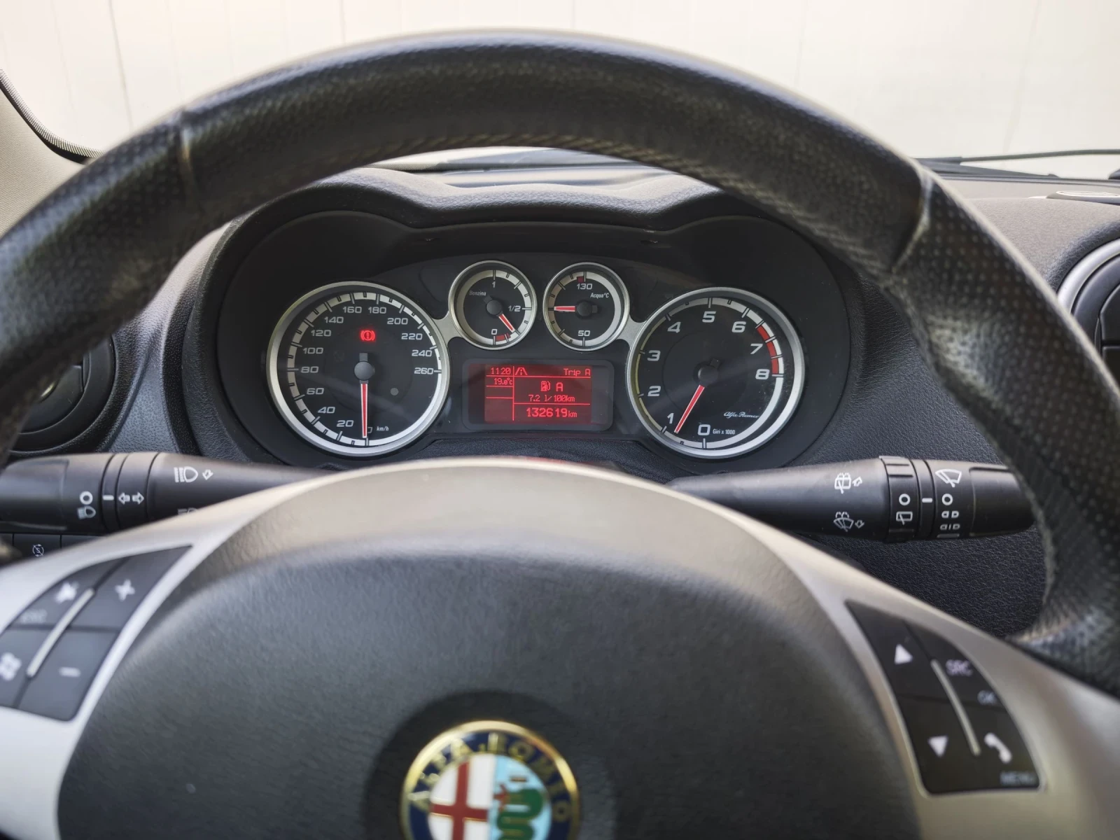 Alfa Romeo MiTo 1.4i 105kc.  | Mobile.bg — изображение 12