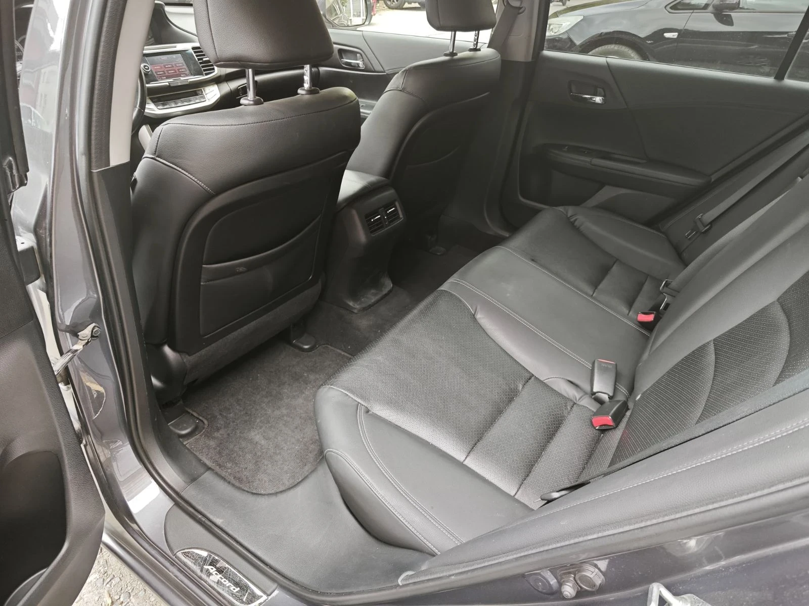 Honda Accord Touring 2.4 - изображение 9