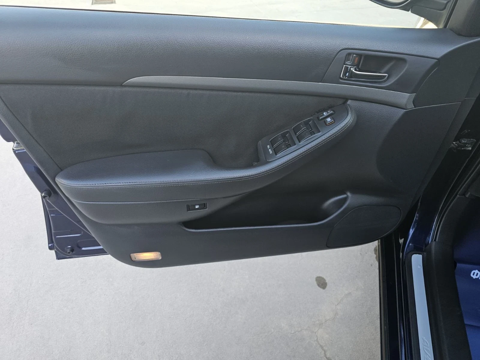 Toyota Avensis 2.0 D-4D/ FACELIFT/ NAVI | Mobile.bg   17