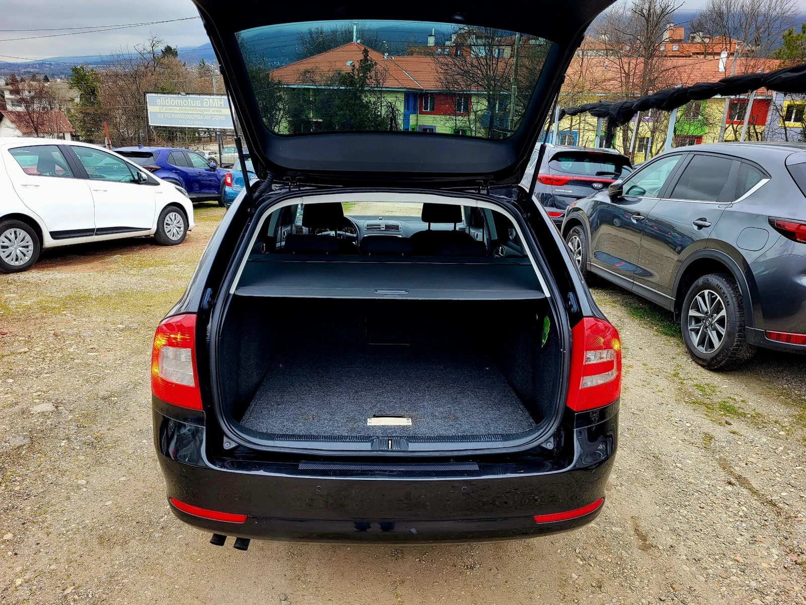 Skoda Octavia SCOUT-2.0 TDI / ОБСЛУЖЕНА, снимка 16 - Автомобили и джипове - 53944809