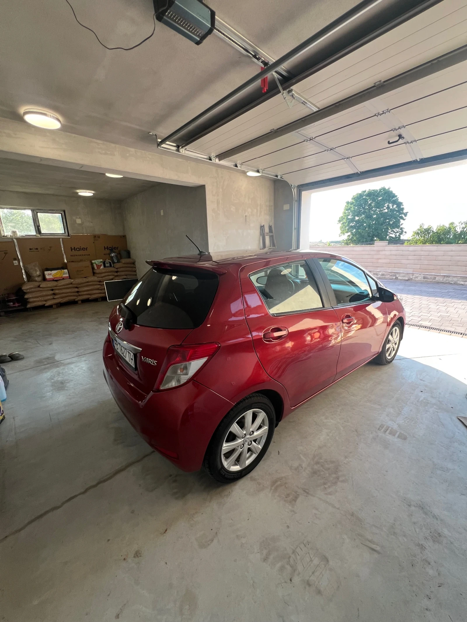 Toyota Yaris 1.4 D4D, снимка 3 - Автомобили и джипове - 54033685