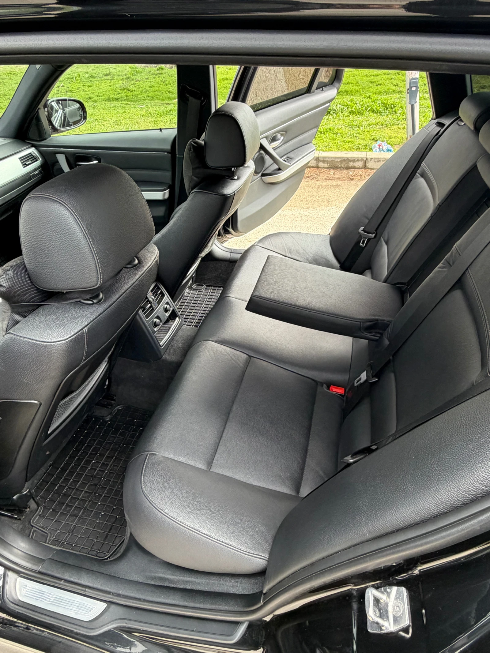 BMW 330, снимка 13 - Автомобили и джипове - 54081091