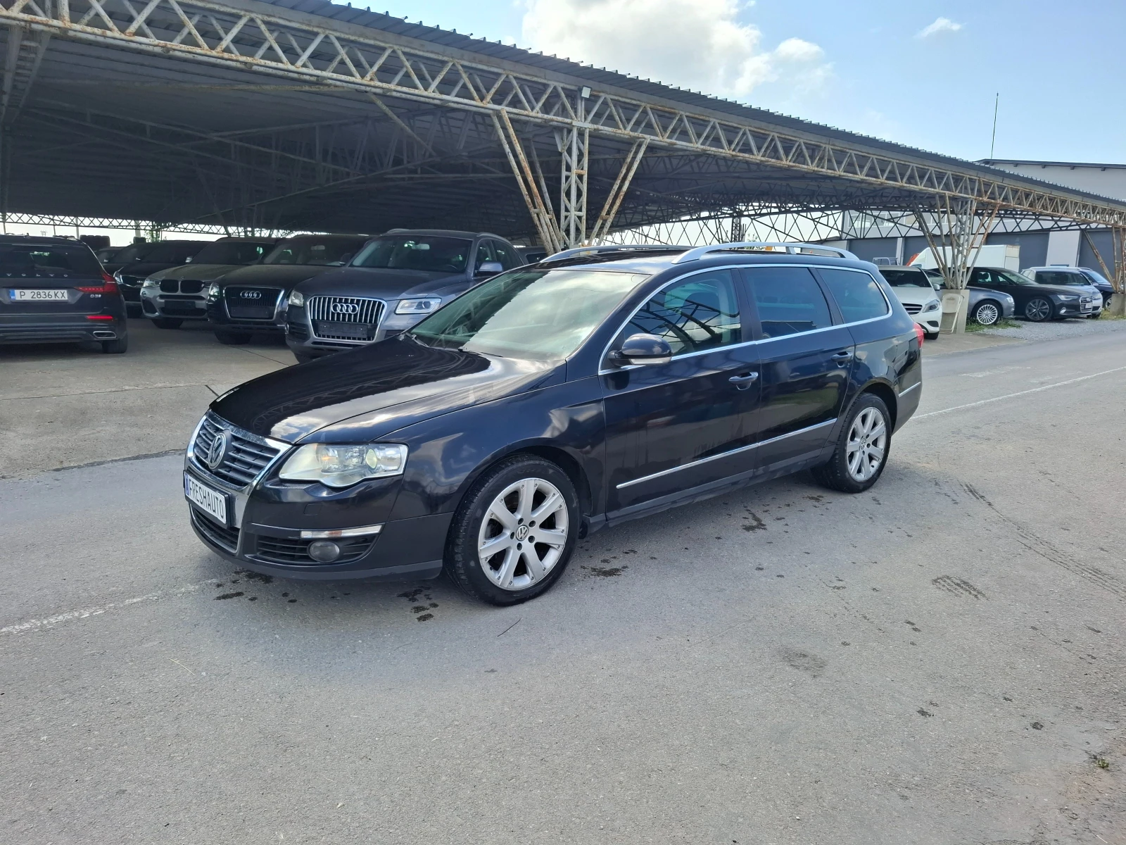 VW Passat 2.0tdi Navi Кожа Камера Подгрев, снимка 3 - Автомобили и джипове - 54791825