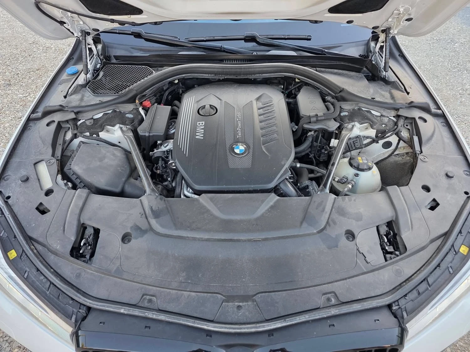 BMW 740 XD 320K.C. FULL / М-ПАКЕТ / ЛАЗЕР / 3Д КАМЕРИ, снимка 16 - Автомобили и джипове - 54965714