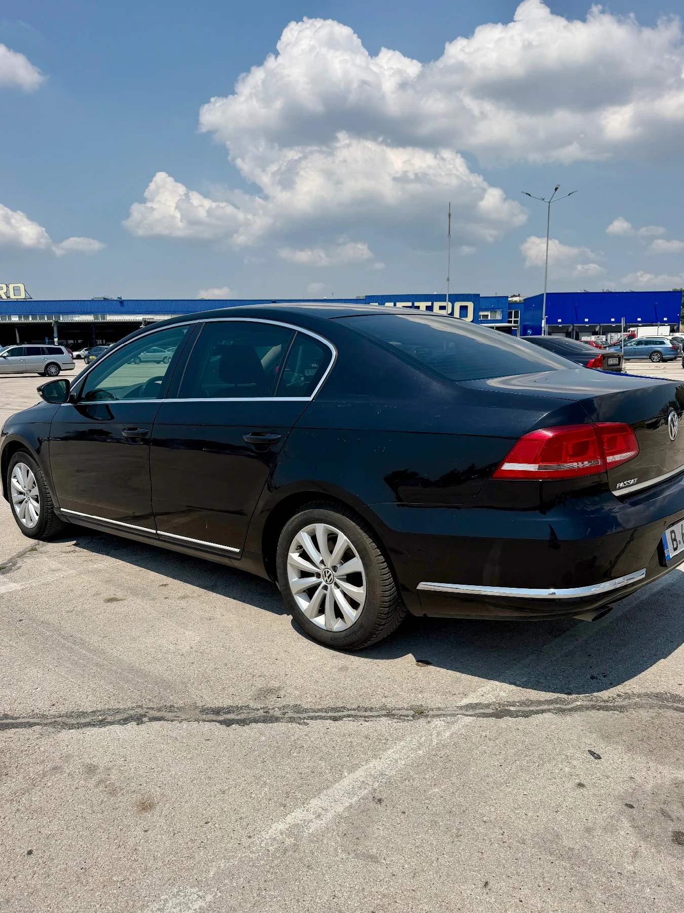 VW Passat 1.6 TDI, снимка 5 - Автомобили и джипове - 55122227