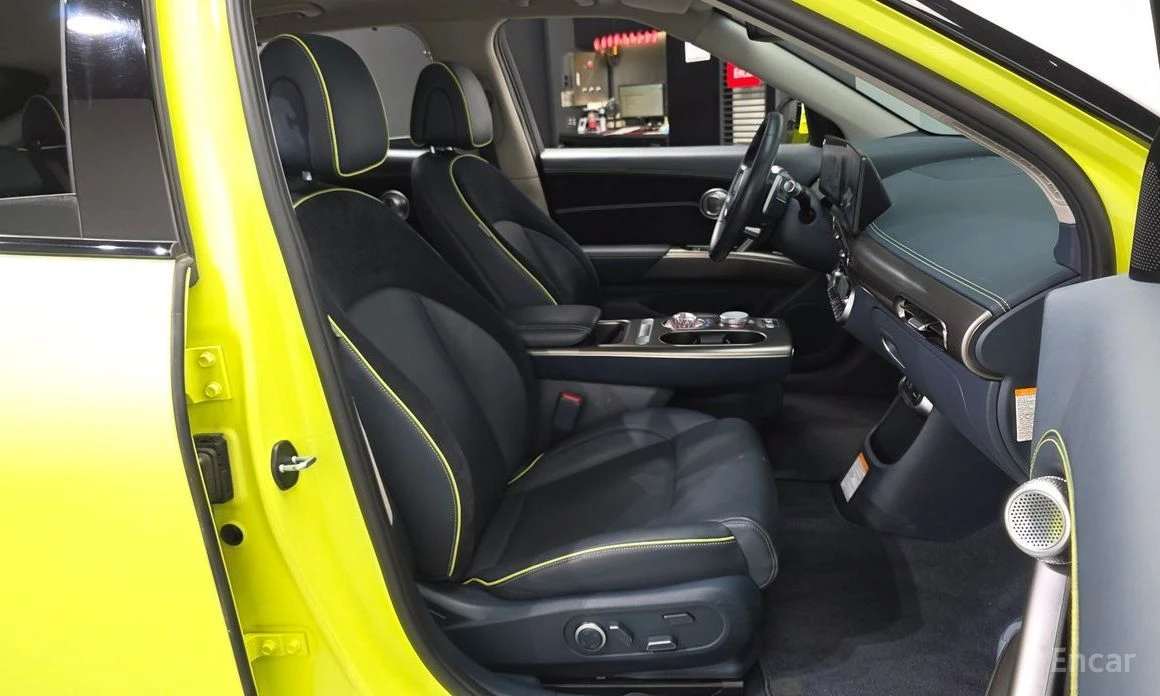 Genesis GV60, снимка 11 - Автомобили и джипове - 55184365