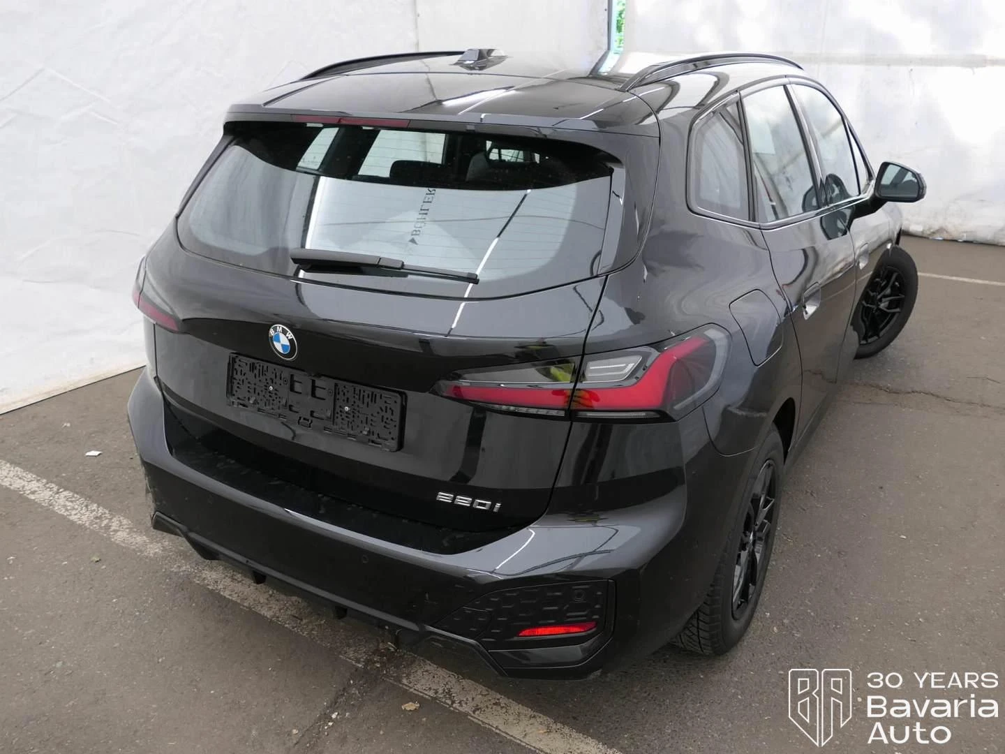 BMW 220 i Active Tourer M Sport Paket Steptronic, снимка 3 - Автомобили и джипове - 55282484