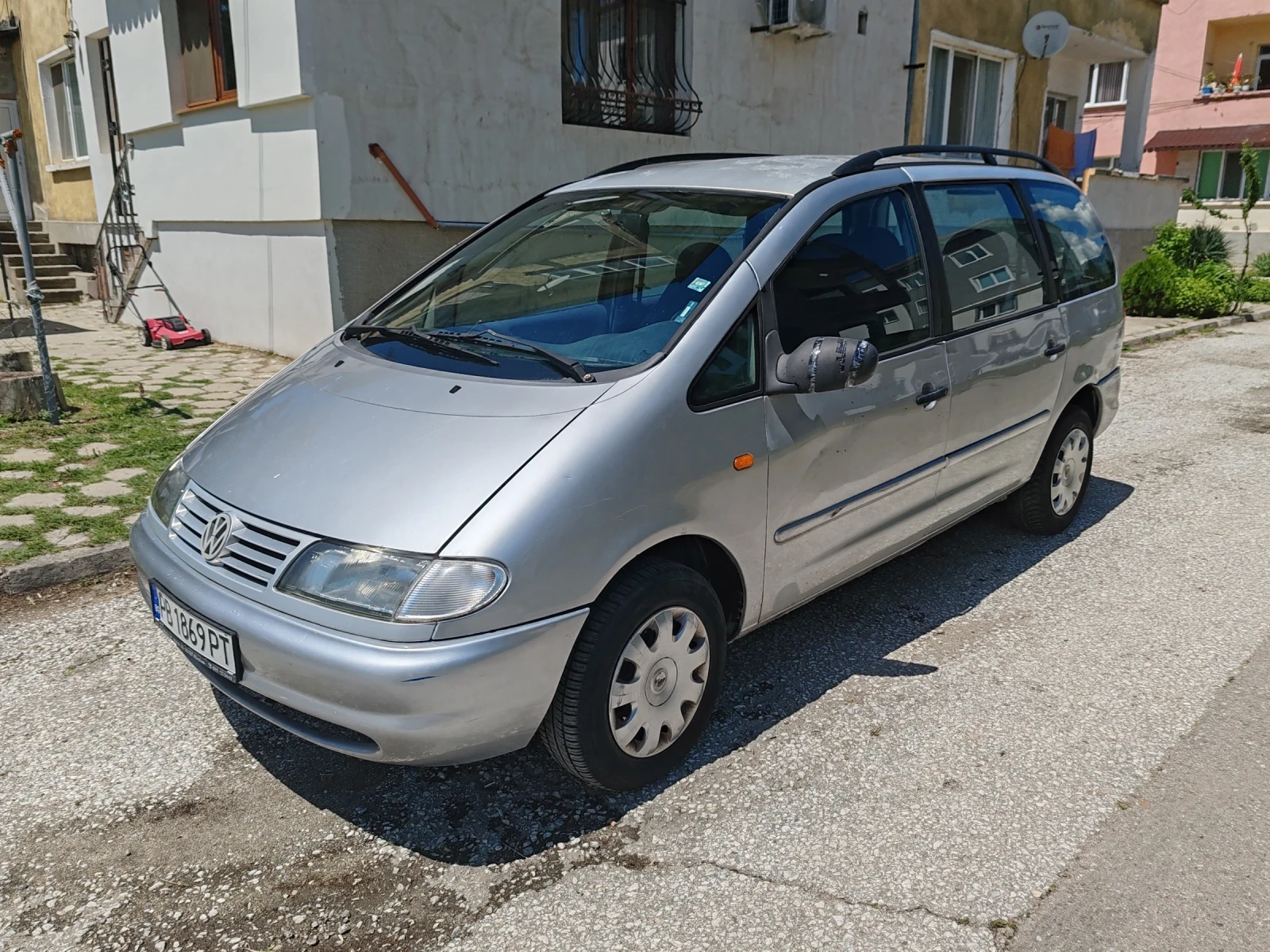 VW Sharan 1.9 110