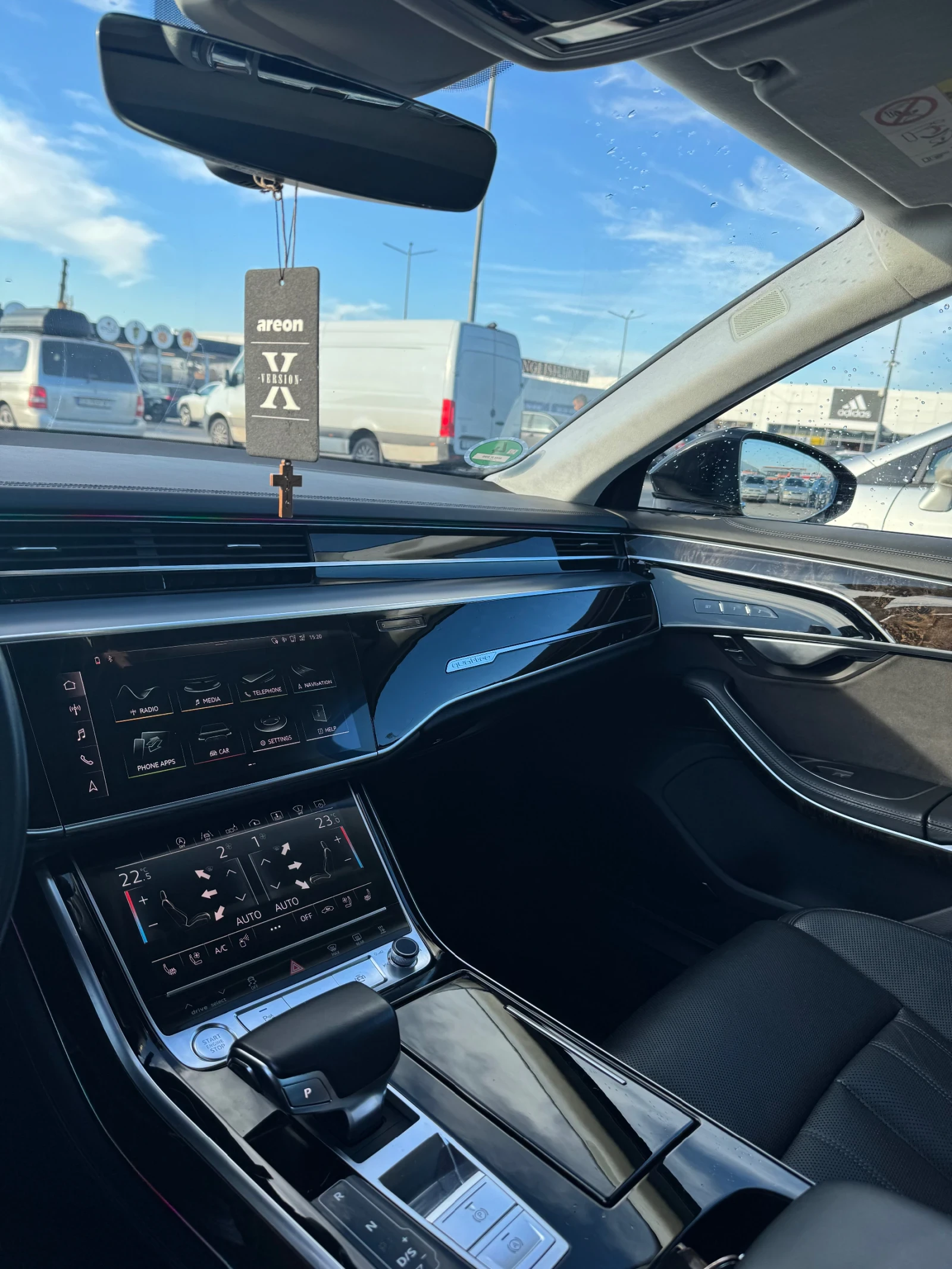 Audi A8, снимка 6 - Автомобили и джипове - 55922779