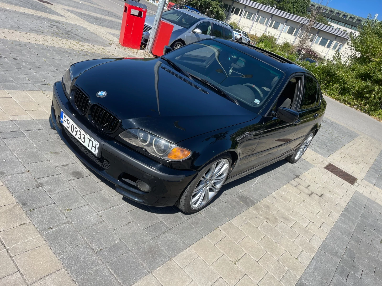 BMW 330 WBAEV51050PD81368, снимка 3 - Автомобили и джипове - 55961331