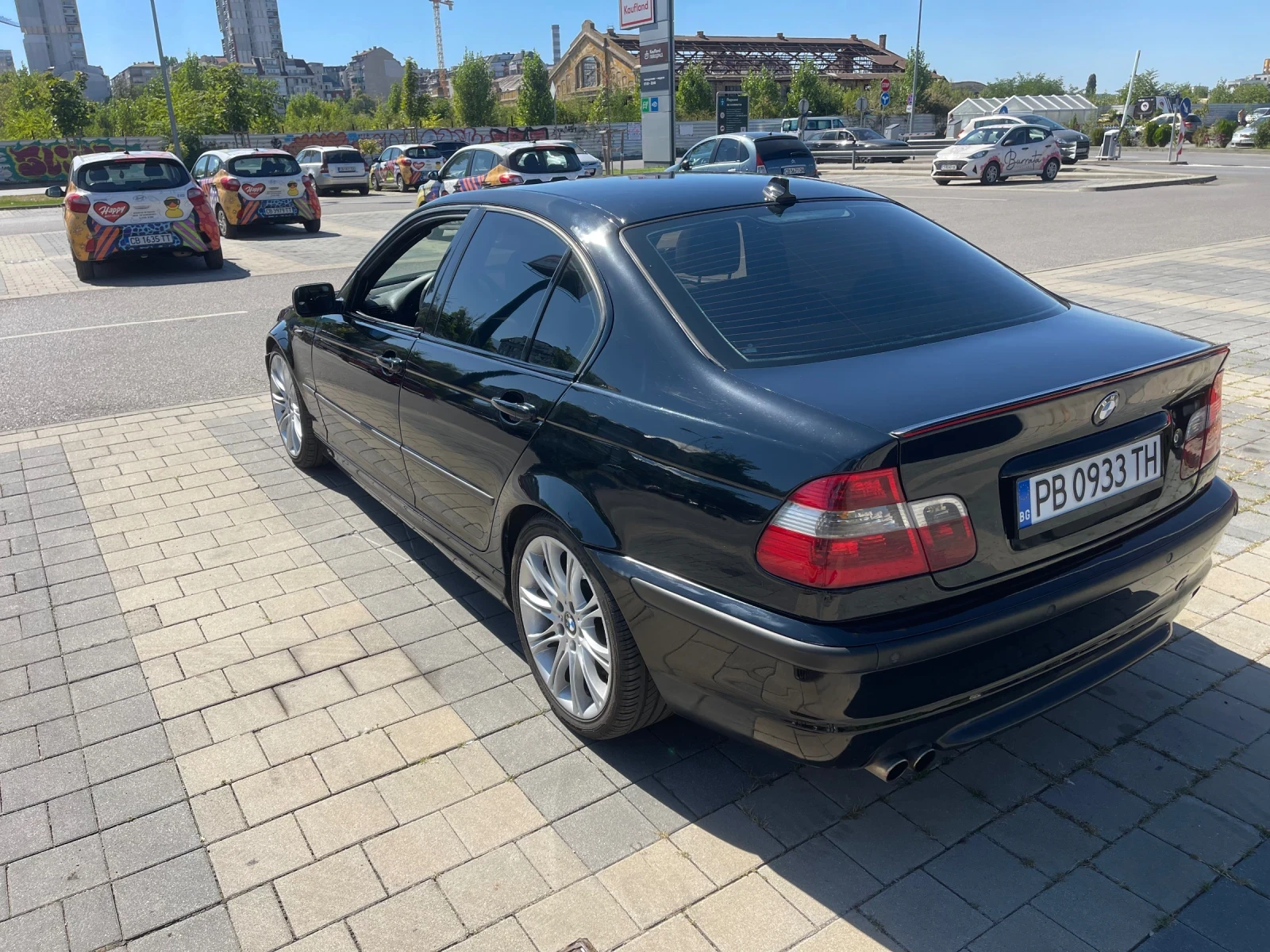 BMW 330 WBAEV51050PD81368, снимка 4 - Автомобили и джипове - 55961331