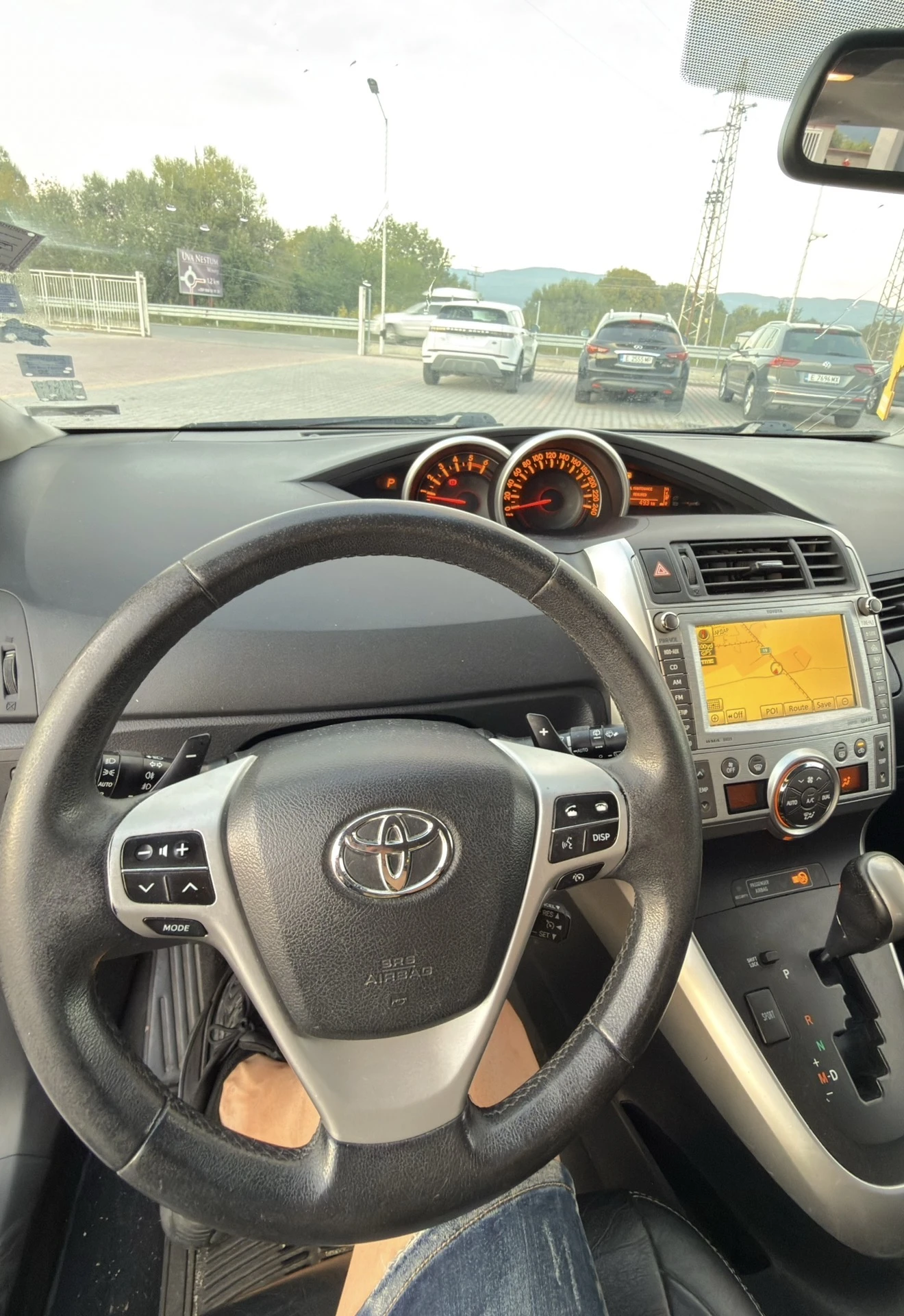 Toyota Verso D CAT 2.2, снимка 8 - Автомобили и джипове - 55978963