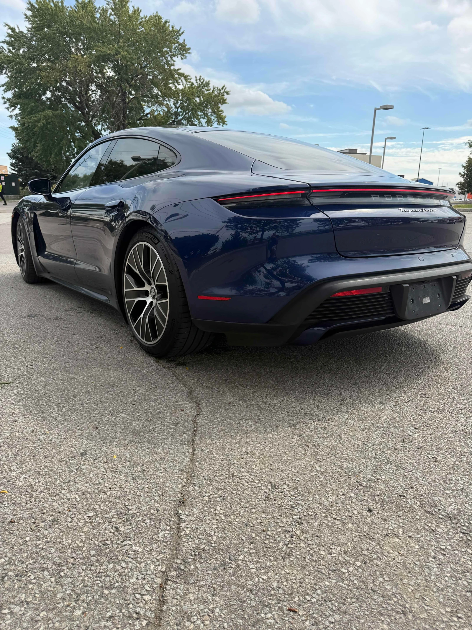 Porsche Taycan * Turbo * CARFAX * ОПЦИЯ ЗА ФИНАНСИРАНЕ, снимка 9 - Автомобили и джипове - 56114104