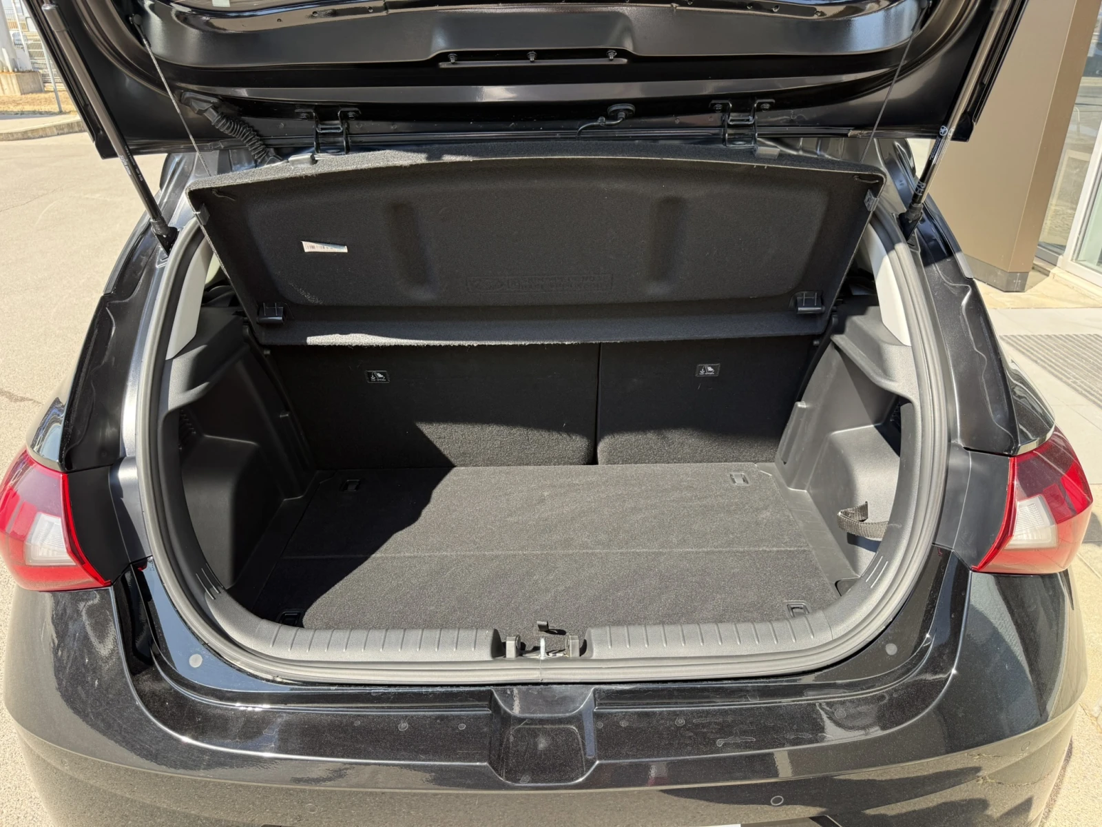 Hyundai I20 EXCLUSIVE, снимка 17 - Автомобили и джипове - 56428310