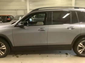 Mercedes-Benz GLB 200, снимка 4
