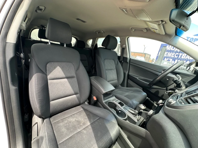 Hyundai Tucson 1.6T* AWD* Blind spot* Подгрев, снимка 9 - Автомобили и джипове - 52325201