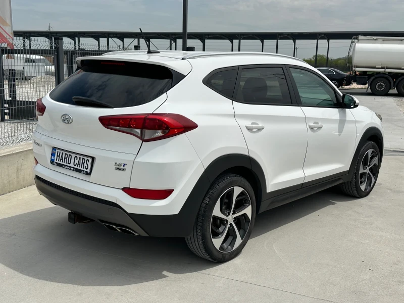 Hyundai Tucson 1.6T* AWD* Blind spot* Подгрев, снимка 4 - Автомобили и джипове - 52325201