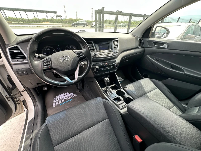 Hyundai Tucson 1.6T* AWD* Blind spot* Подгрев, снимка 10 - Автомобили и джипове - 52325201