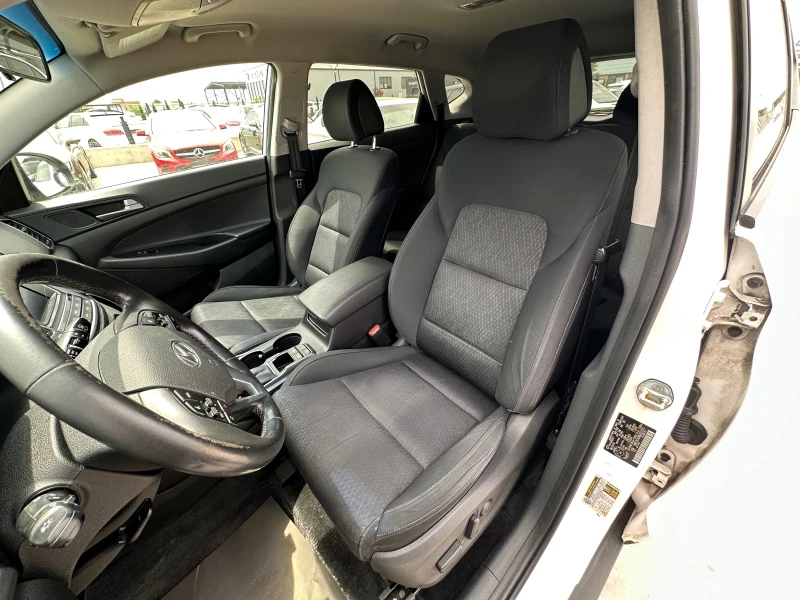 Hyundai Tucson 1.6T* AWD* Blind spot* Подгрев, снимка 8 - Автомобили и джипове - 52325201