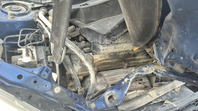 Toyota Rav4 2.0I, снимка 5 - Автомобили и джипове - 52372223