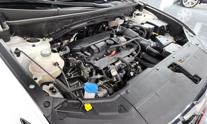 Hyundai Tucson, снимка 6 - Автомобили и джипове - 52723060