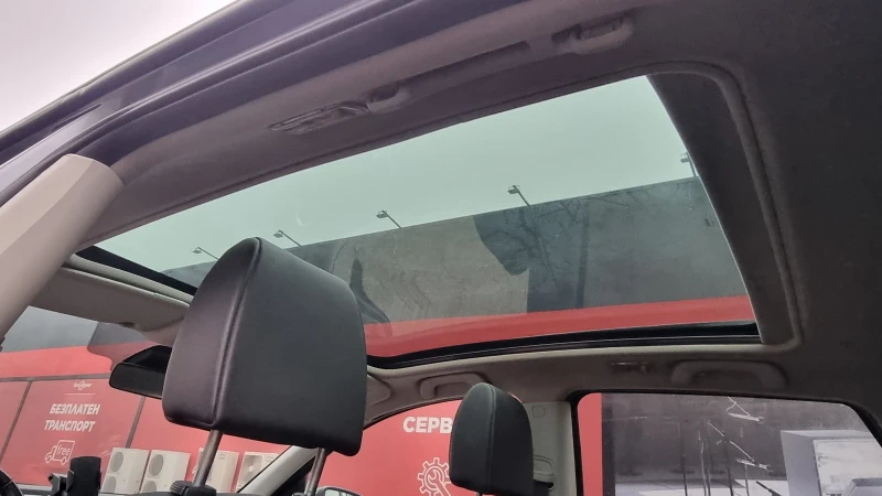 Nissan Qashqai 1.6i Facelift , снимка 14 - Автомобили и джипове - 53215510