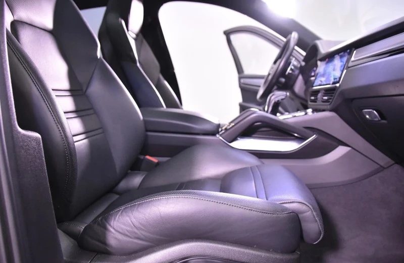 Porsche Cayenne COUPE TURBO, снимка 6 - Автомобили и джипове - 54244843