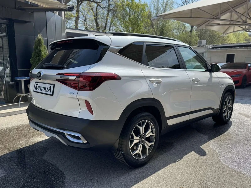 Kia Seltos AWD, снимка 5 - Автомобили и джипове - 54263337