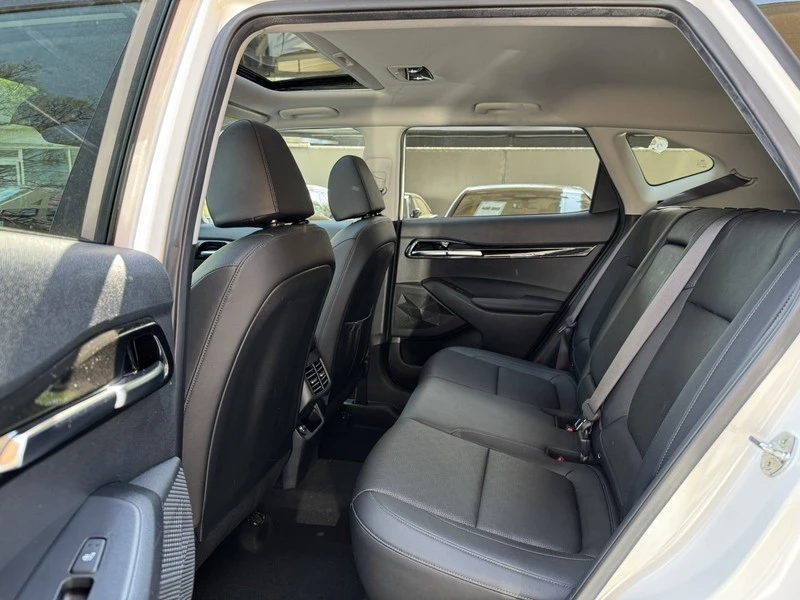 Kia Seltos AWD, снимка 14 - Автомобили и джипове - 54263337