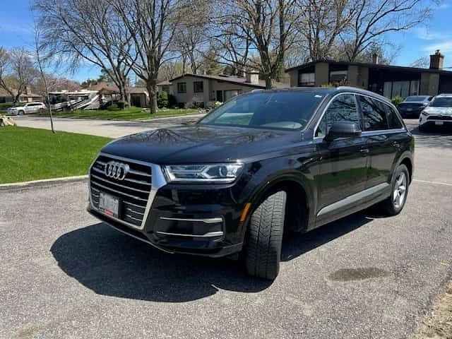 Audi Q7 * Komfort * ПАНО * ПОДГРЕВИ * KEYLESS * CARFAX, снимка 12 - Автомобили и джипове - 54348732