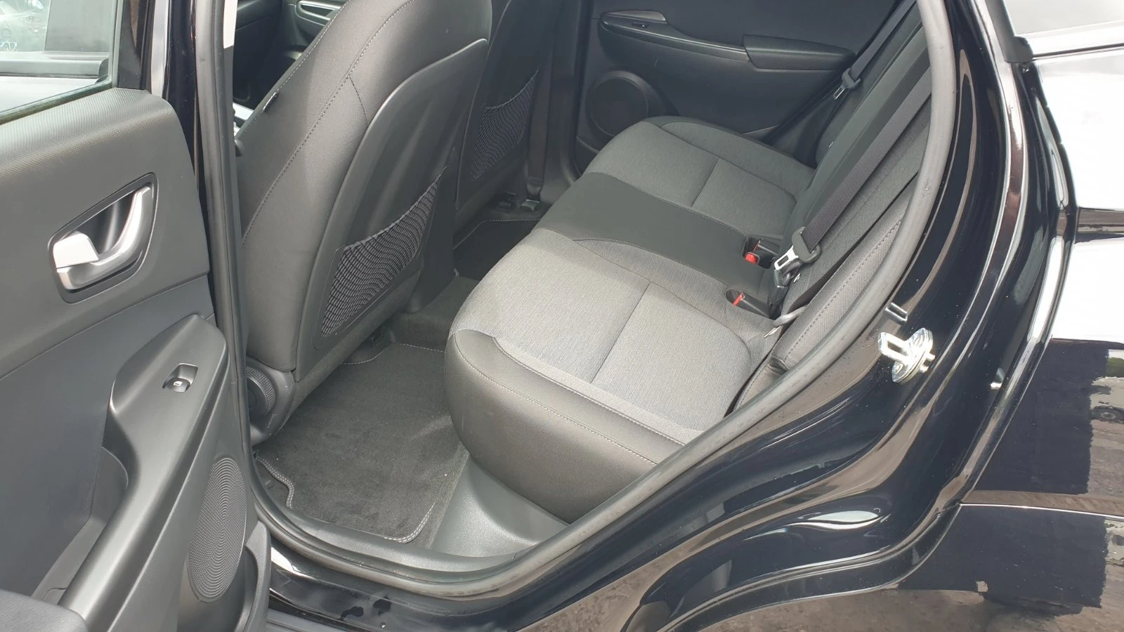 Hyundai Kona EV 39.2kWh FACELIFT  | Mobile.bg   11