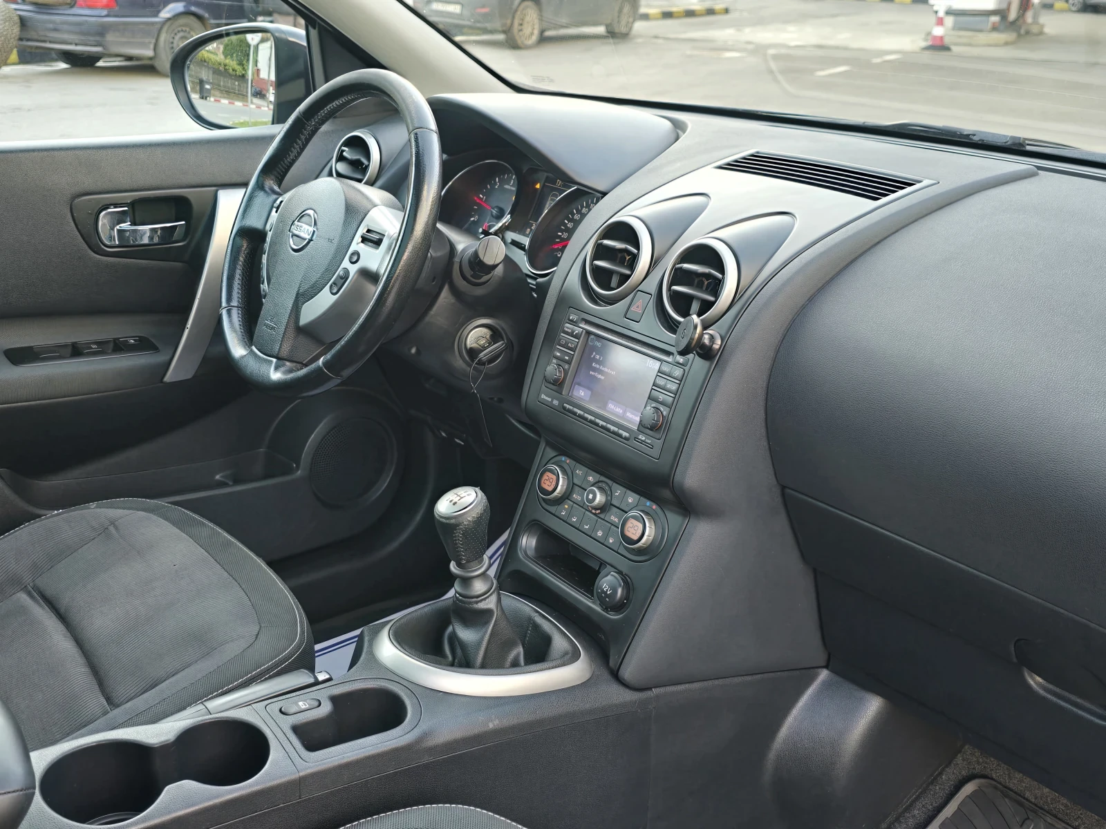 Nissan Qashqai Топ състояние | Mobile.bg — изображение 13