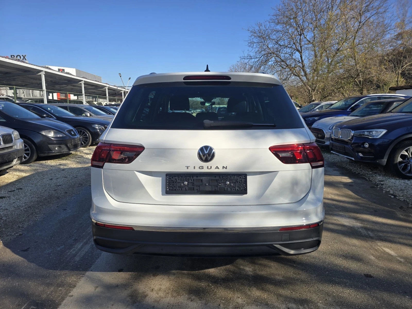 VW Tiguan 2.0TDI 150к.с Life DSG - изображение 6