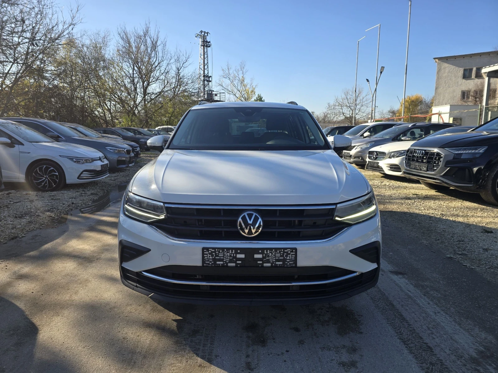 VW Tiguan 2.0TDI 150к.с Life DSG - изображение 5
