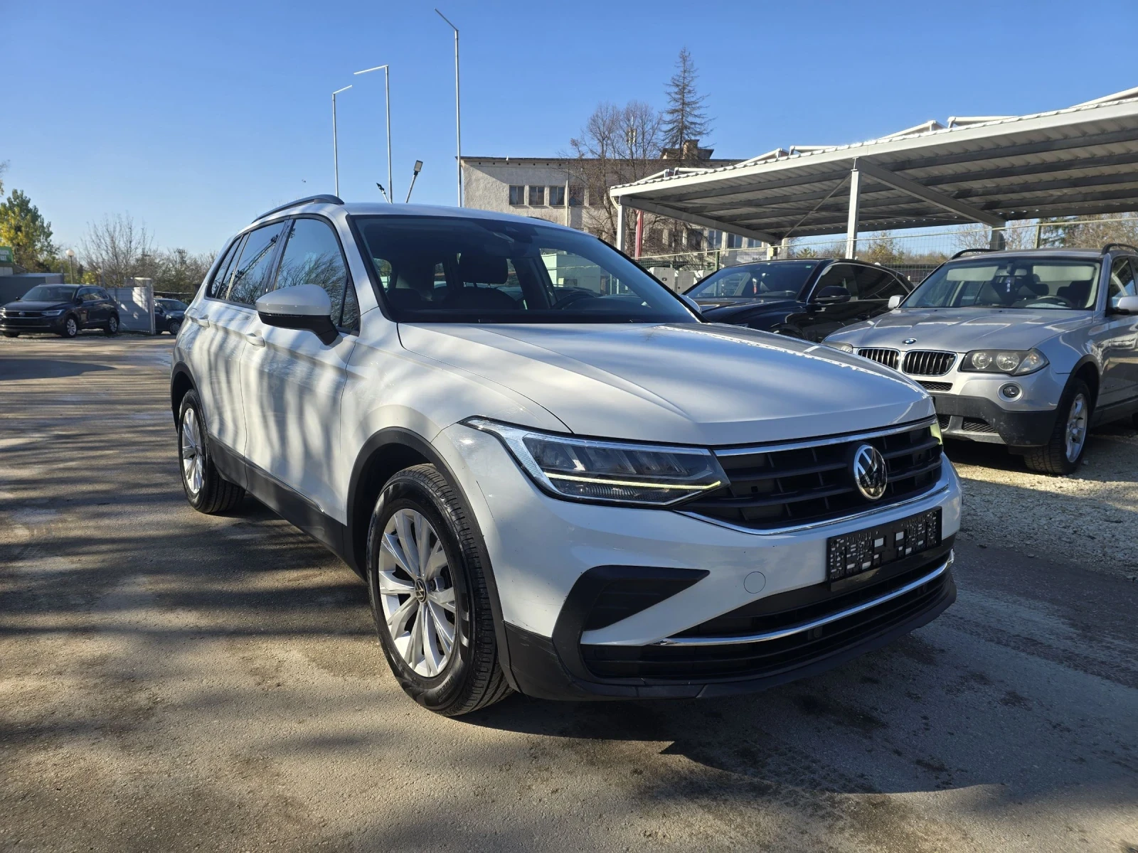 VW Tiguan 2.0TDI 150к.с Life DSG - изображение 2