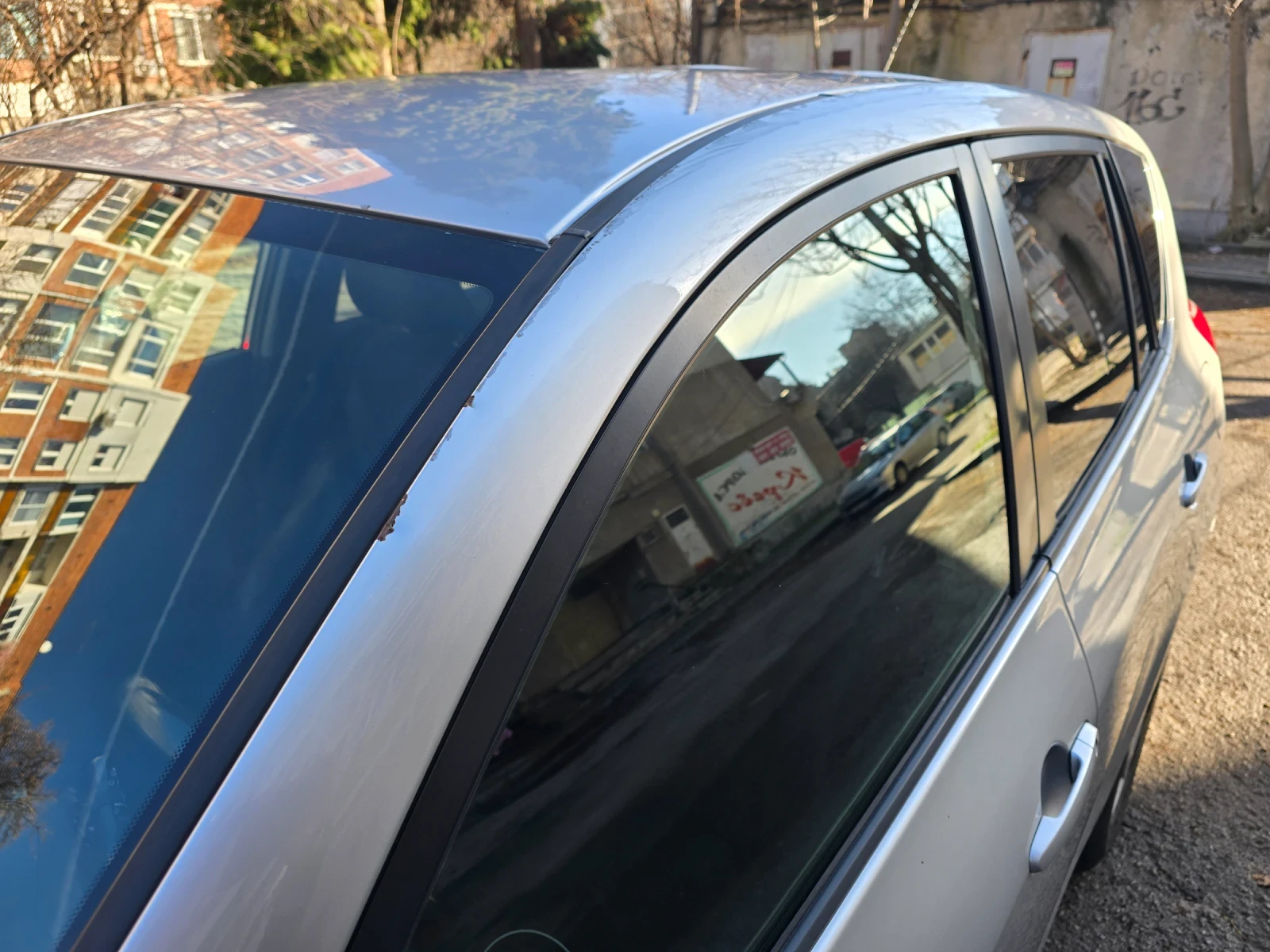 Toyota Rav4 2.2 d4d 136 - изображение 8