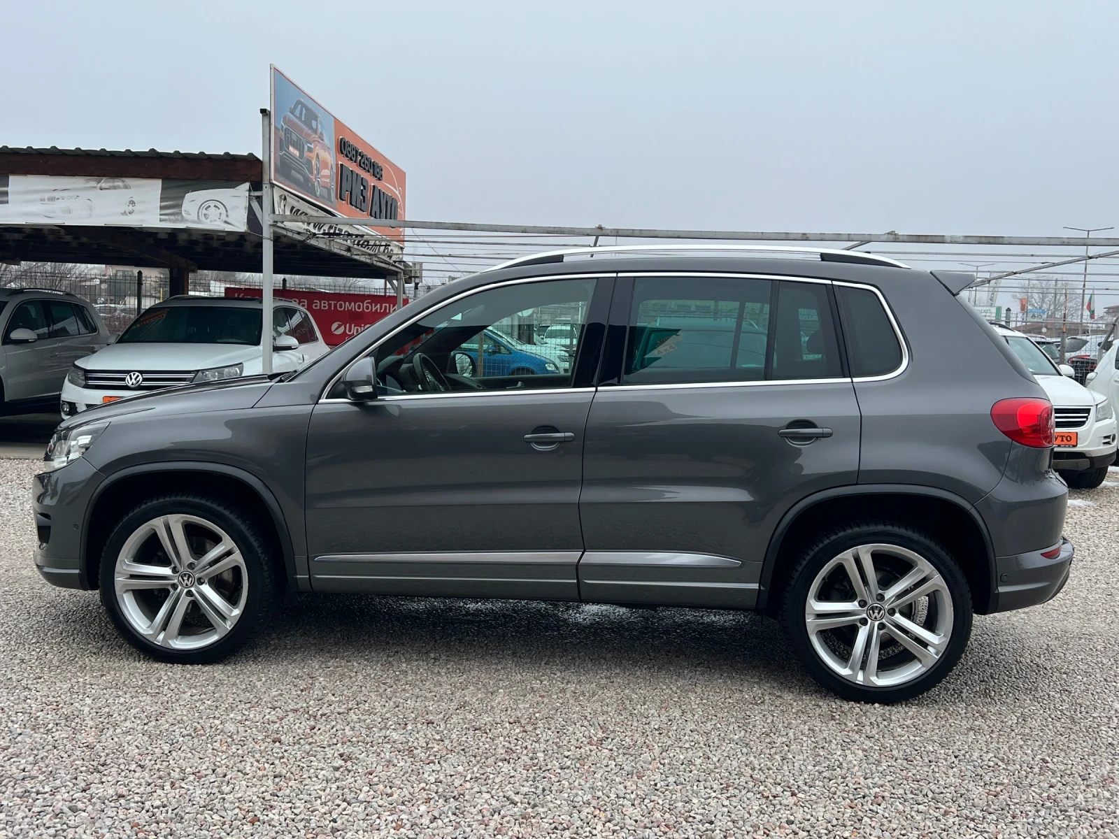 VW Tiguan 2.0TDI* R-LINE* 177ks* LED* FACE-LIFT* LIZING - изображение 10