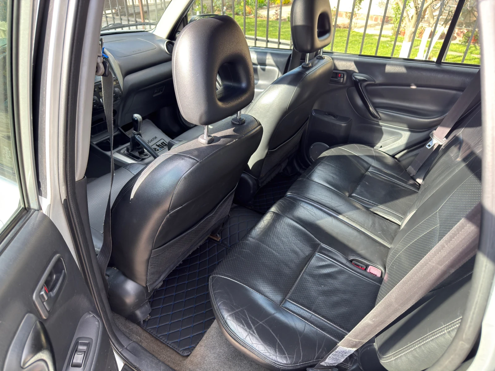 Toyota Rav4 2.0* D4D* 4x4* 116k.c* КОЖА* , снимка 10 - Автомобили и джипове - 54347975