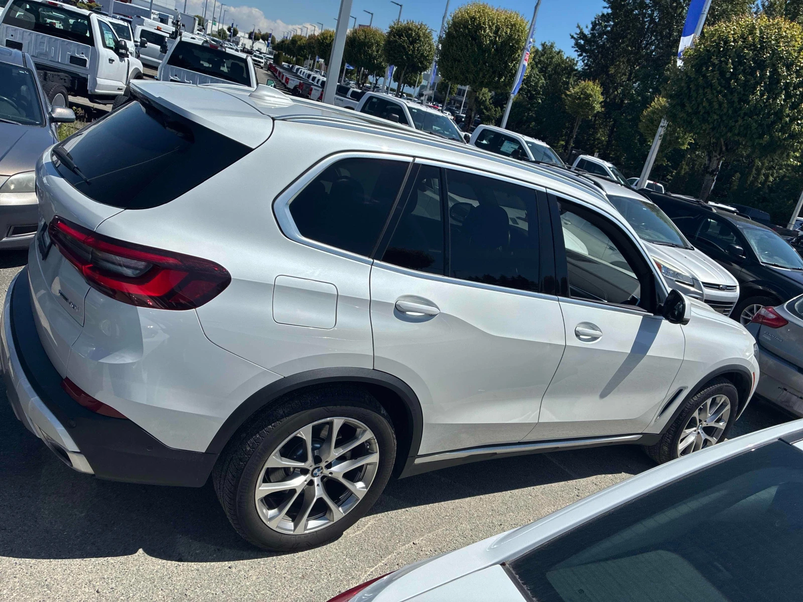 BMW X5 xDrive40i * CARFAX * АВТО КРЕДИТ * , снимка 4 - Автомобили и джипове - 54896935