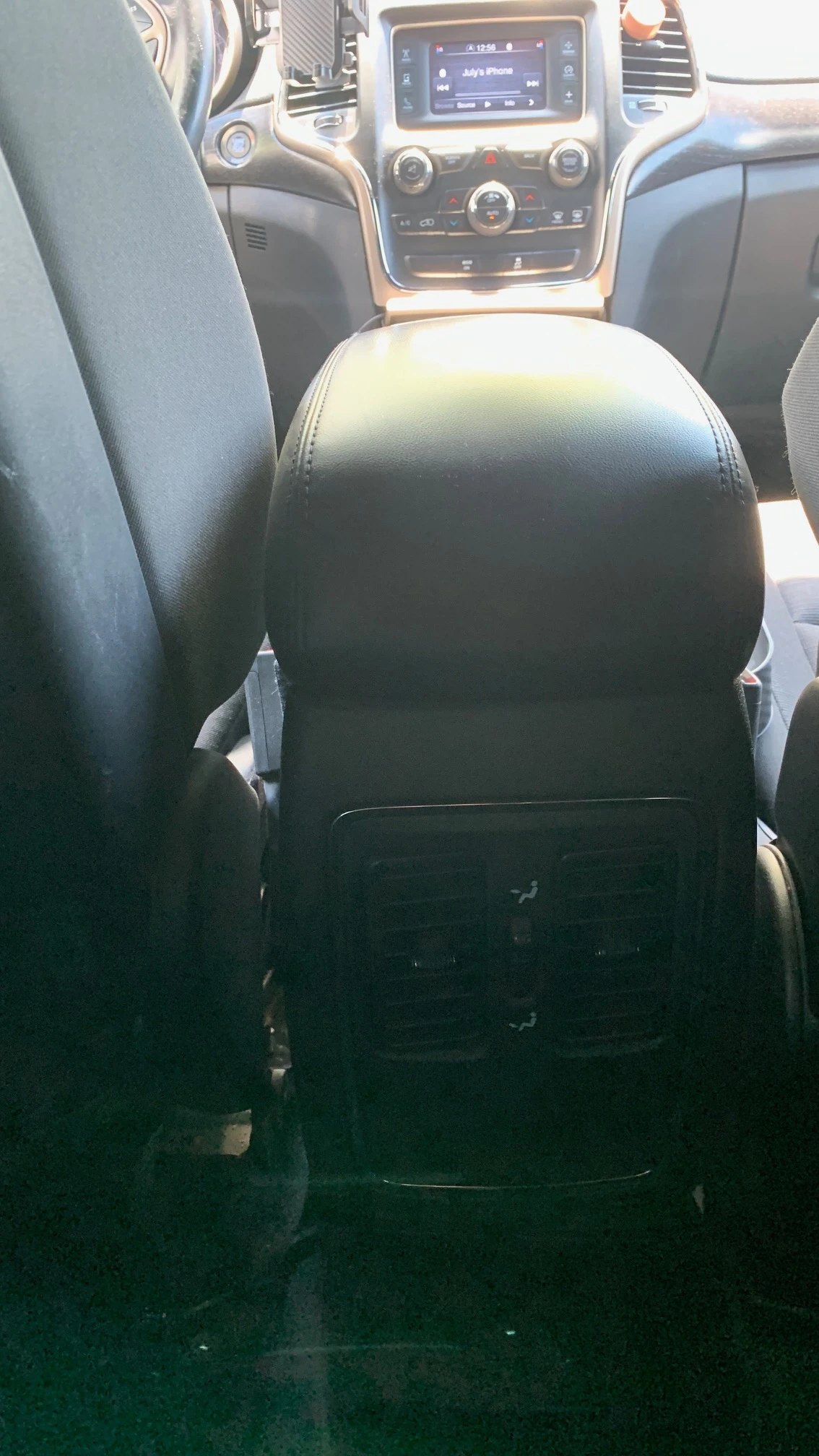 Jeep Grand cherokee, снимка 4 - Автомобили и джипове - 54980425