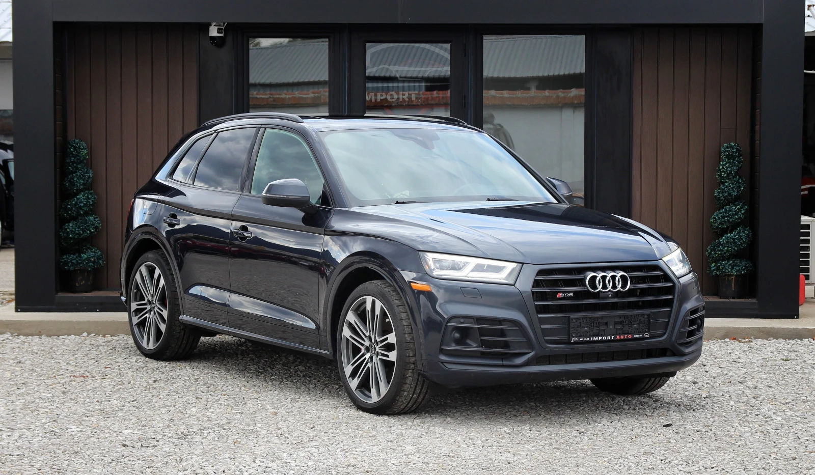 Audi SQ5 3.0TFSI* B&O* QUATTRO, снимка 3 - Автомобили и джипове - 56359430